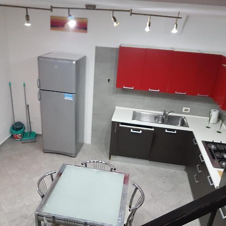 利沃诺Casa N 2 Con Parcheggio Privato E Colonnina Ricarica公寓 外观 照片