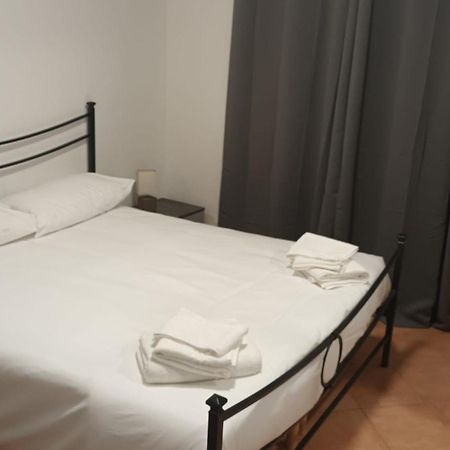 利沃诺Casa N 2 Con Parcheggio Privato E Colonnina Ricarica公寓 外观 照片