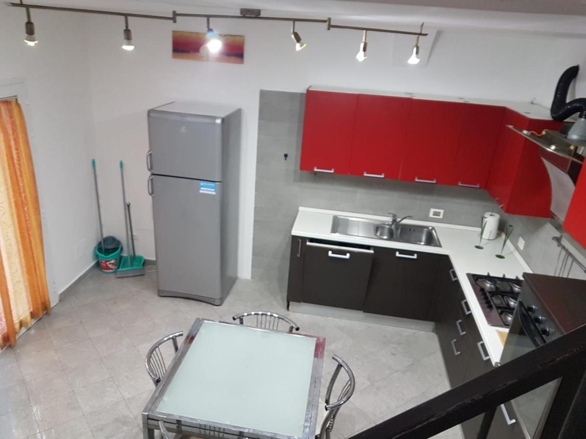 利沃诺Casa N 2 Con Parcheggio Privato E Colonnina Ricarica公寓 外观 照片